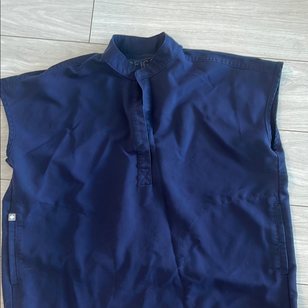 Figs Rafaela Scrub Top - Picture 2 of 3
